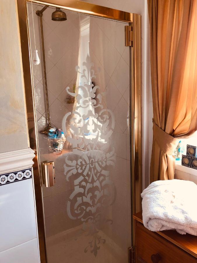 Wynberg House Bed & Breakfast Swansea Exteriör bild