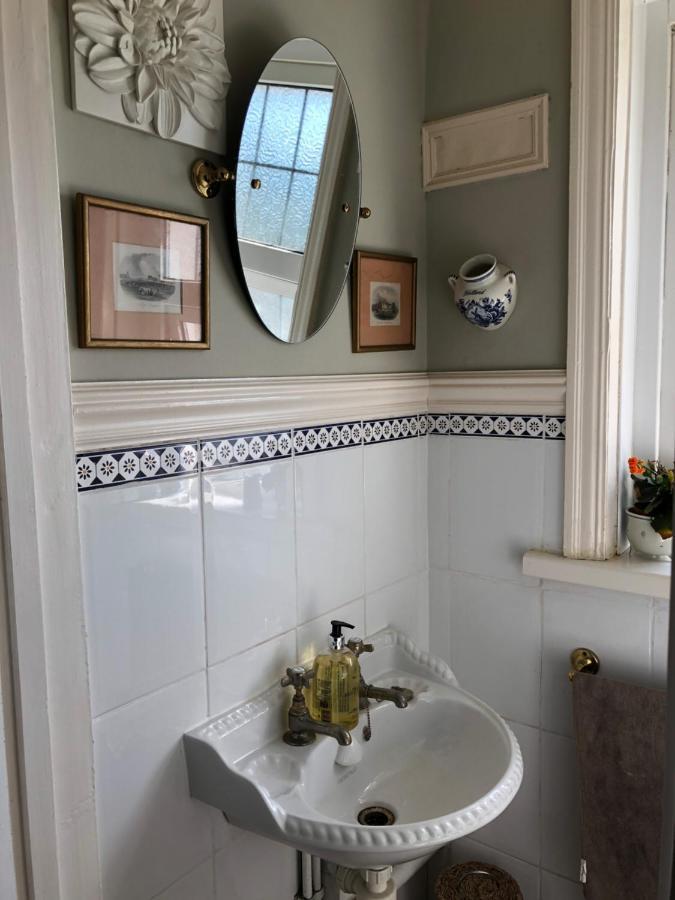 Wynberg House Bed & Breakfast Swansea Exteriör bild